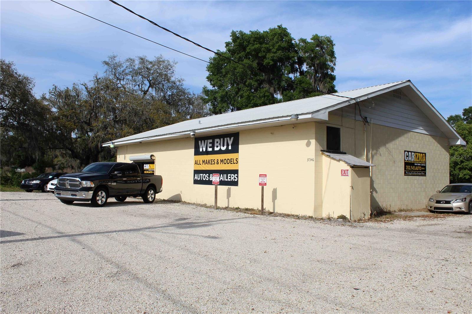 DONNA VISTA PARK - Commercial Sale