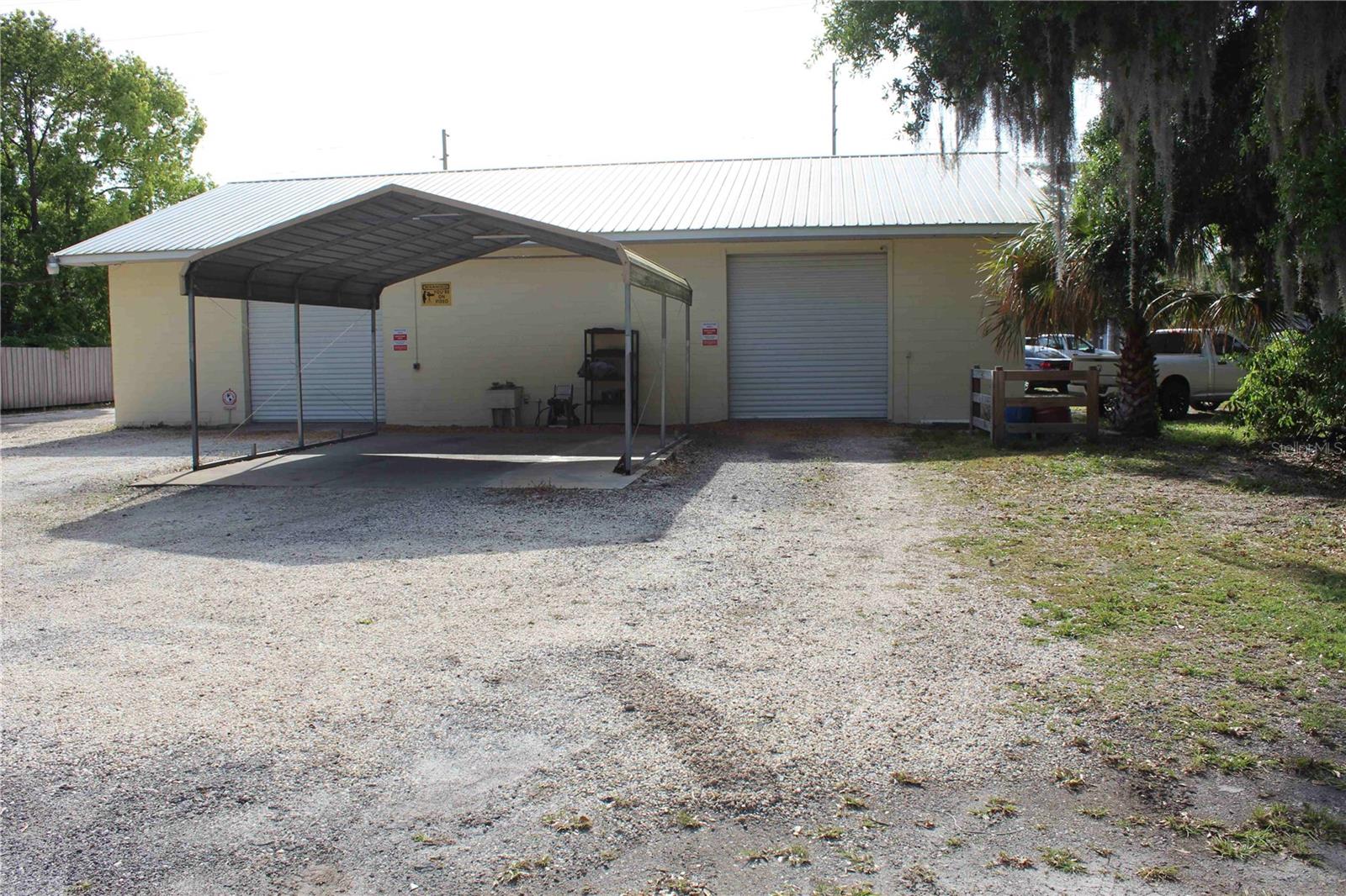 DONNA VISTA PARK - Commercial Sale