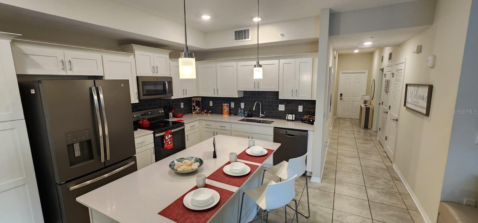 3150 PARADOX CIRCLE 302