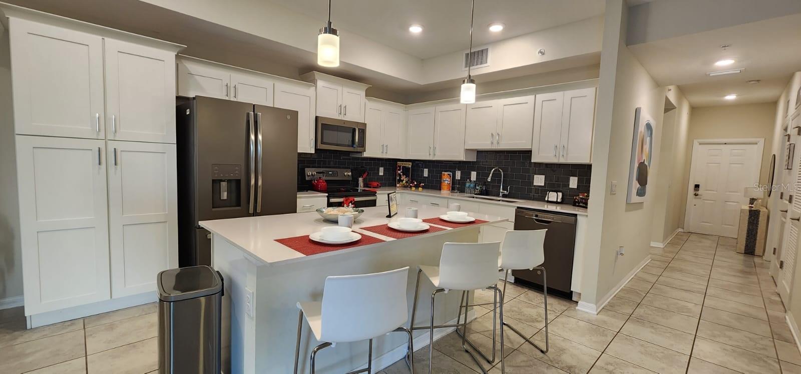 3150 PARADOX CIRCLE 302