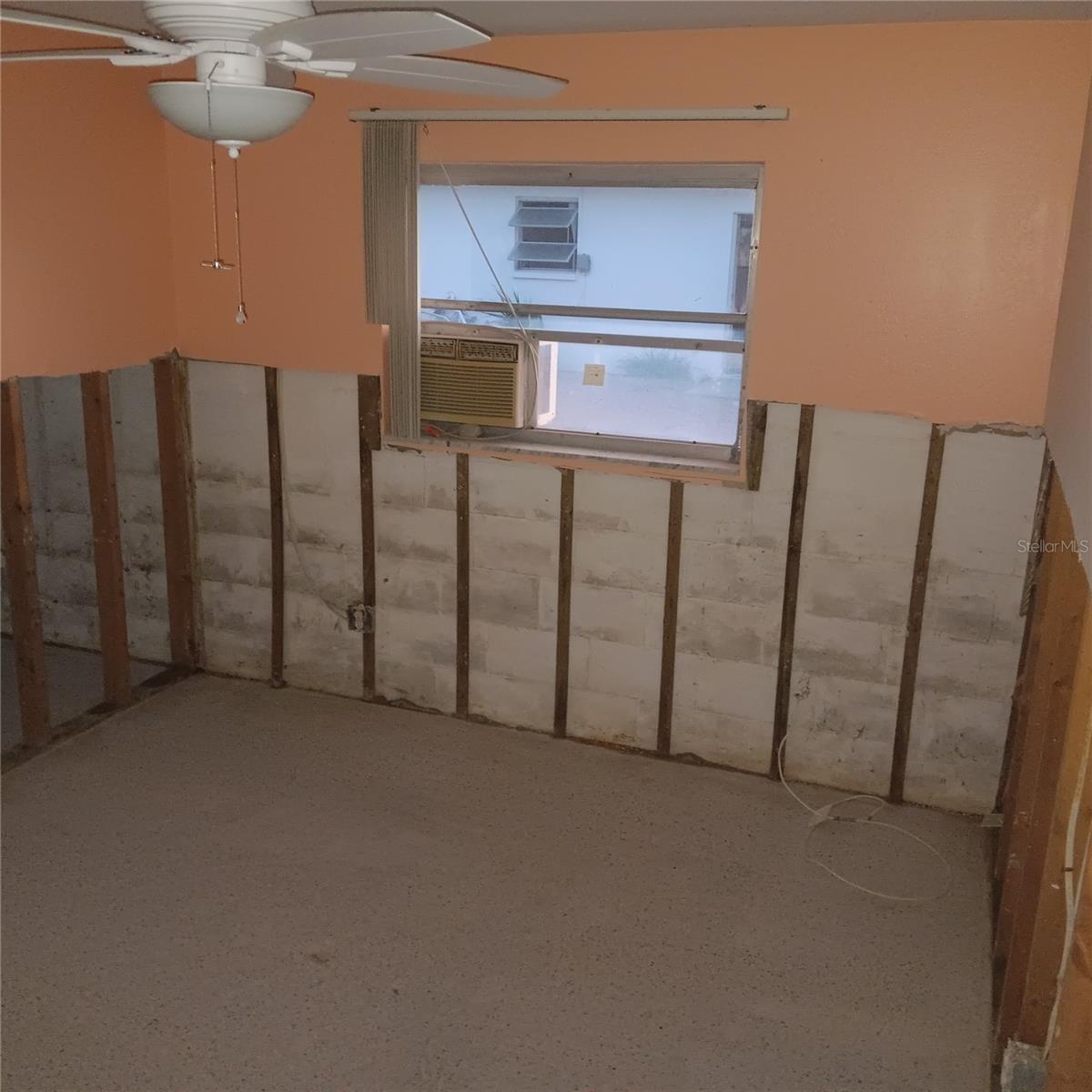 WILLIAMS BILL MADEIRA HARBOR SUB 2ND ADD - Residential