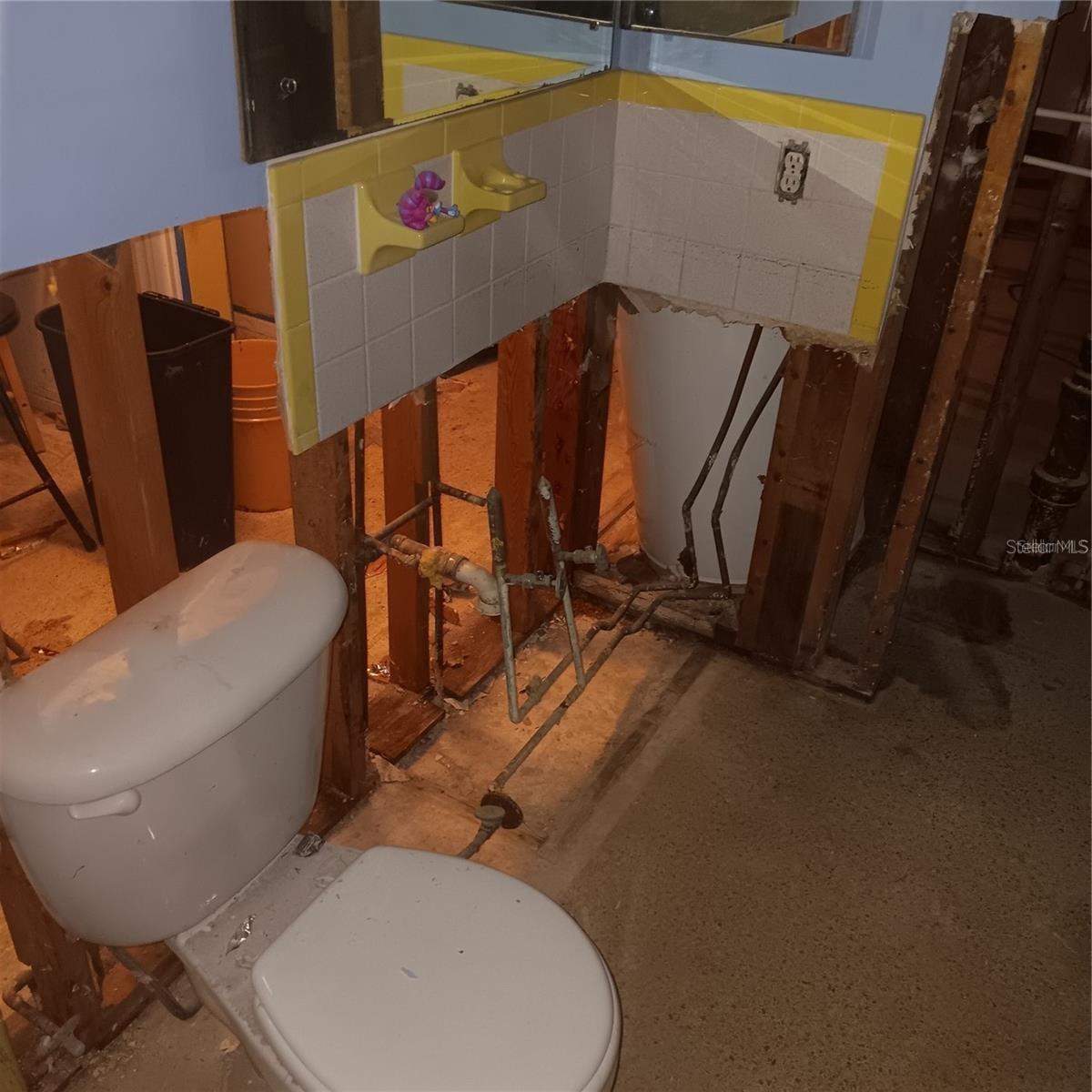 WILLIAMS BILL MADEIRA HARBOR SUB 2ND ADD - Residential