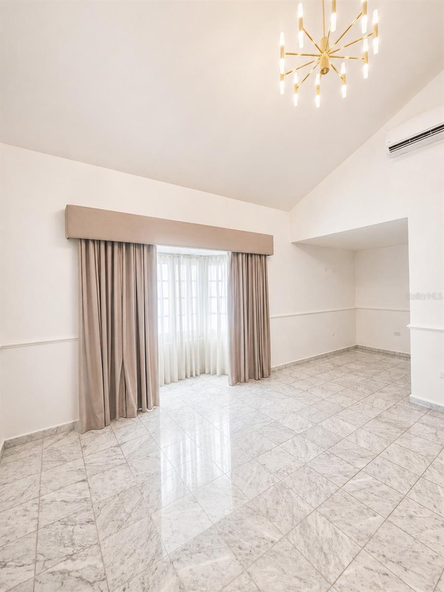 MIRAMAR - Residential