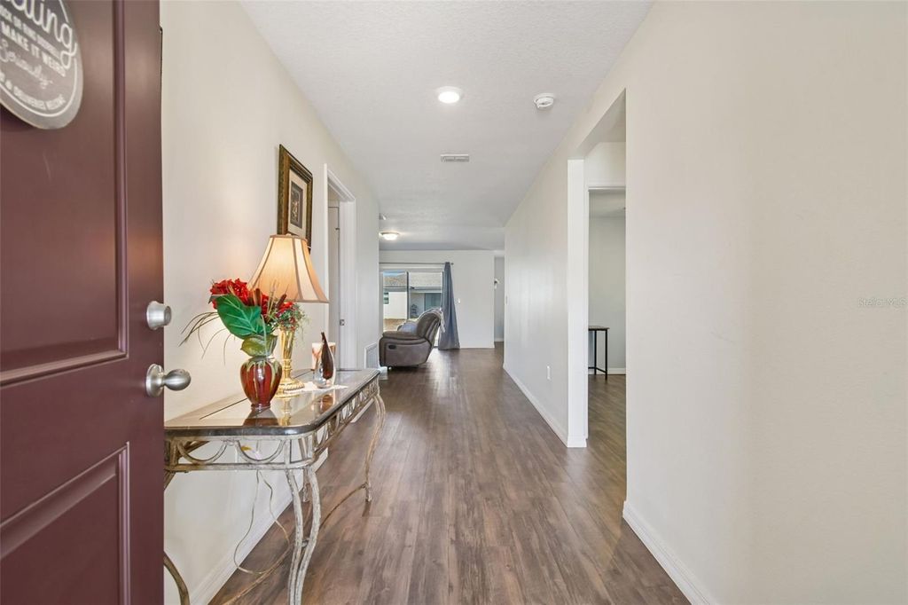 Photo of 1722 Chatham Green Cir, Ruskin, FL 33570 (MLS # TB8467123)