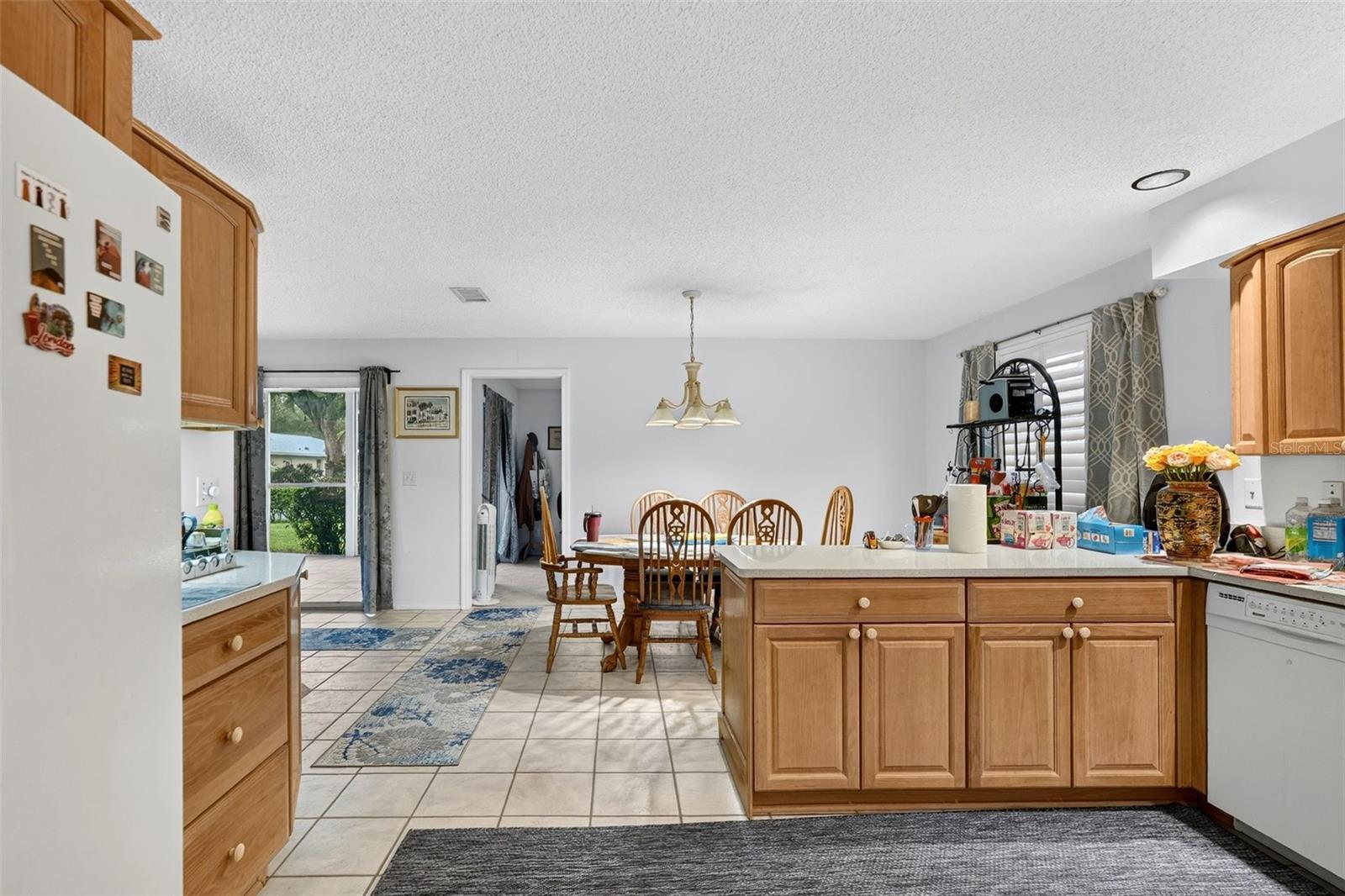 7283 ELEANOR CIRCLE, SARASOTA, FL, 34243 3 7283 ELEANOR CIRCLE