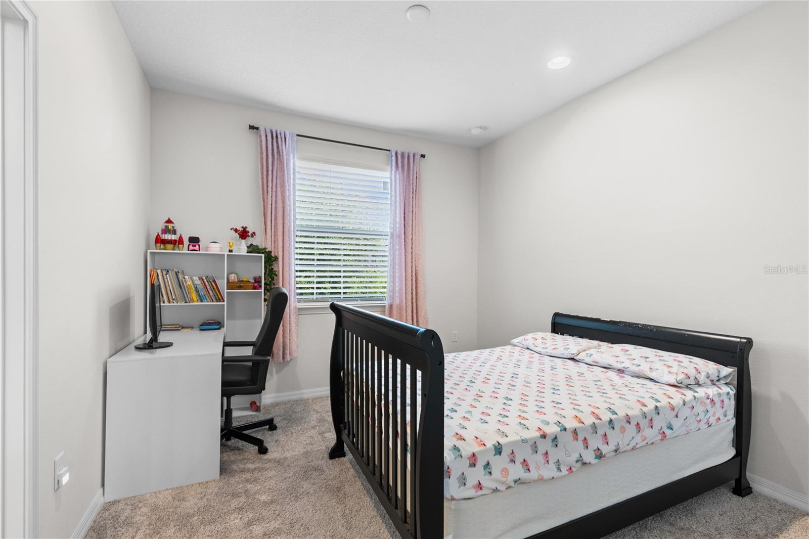 EAGLE CREEK - Residential