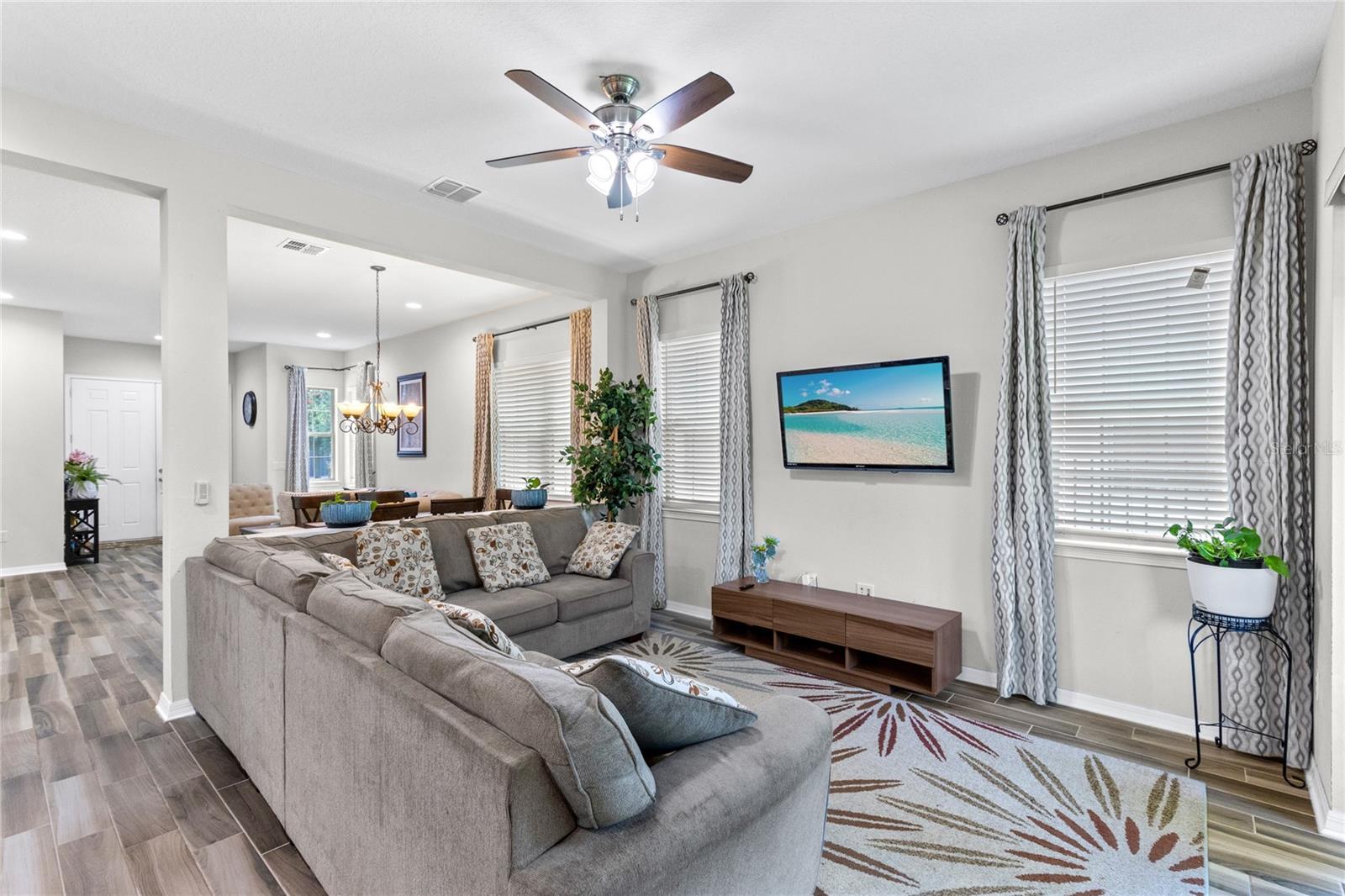 EAGLE CREEK - Residential