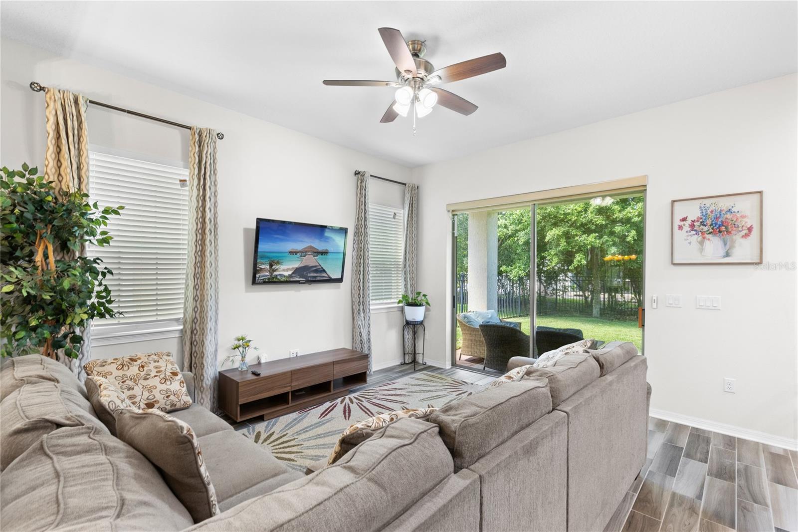 EAGLE CREEK - Residential