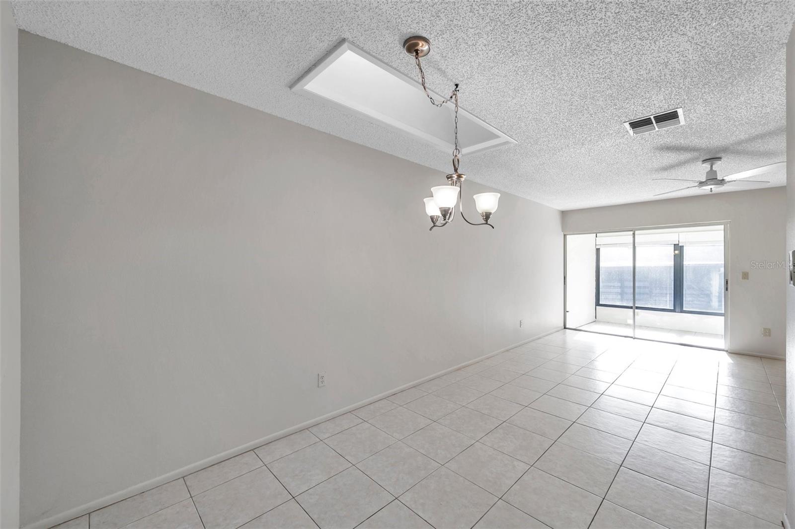 VILLA CONDO I - Residential