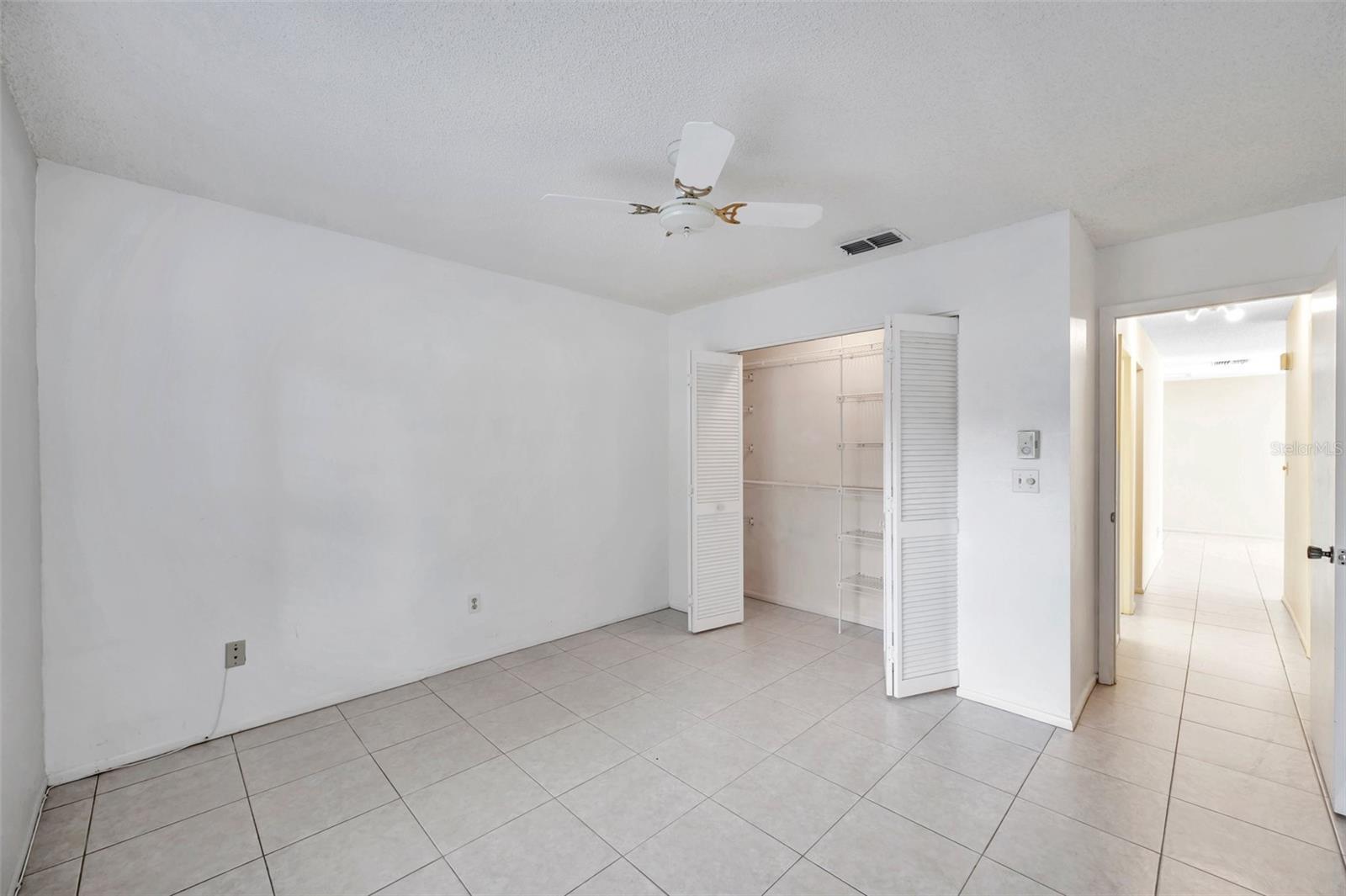 VILLA CONDO I - Residential