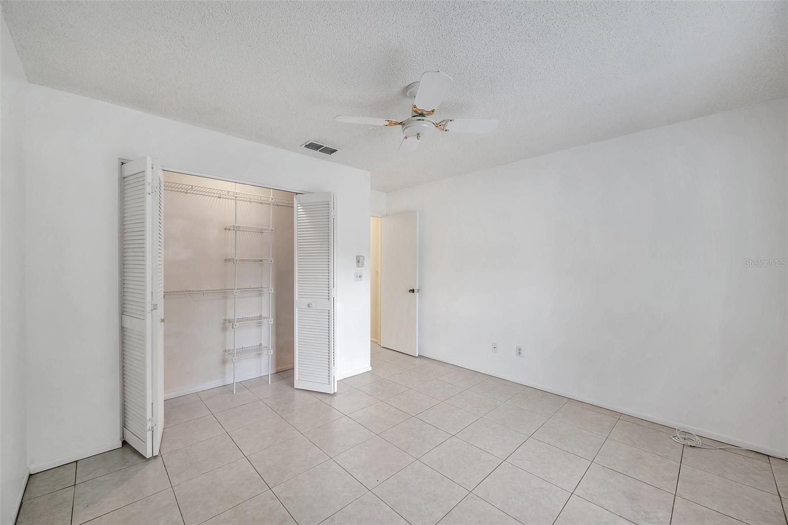 VILLA CONDO I - Residential
