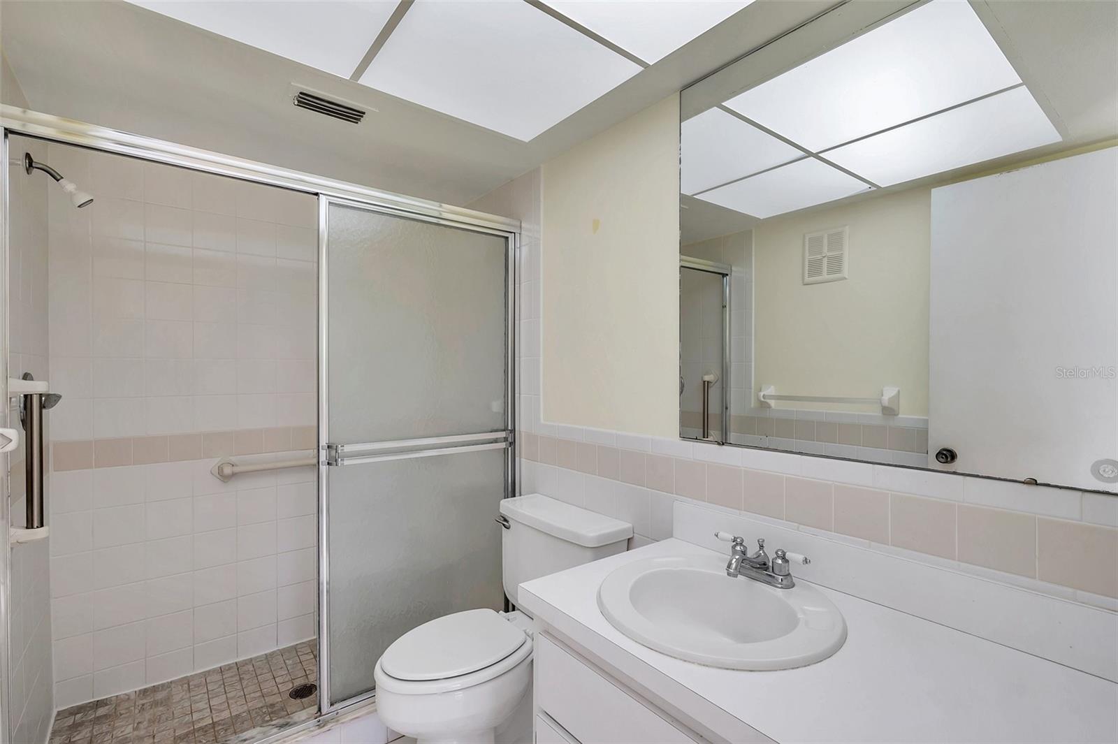 VILLA CONDO I - Residential