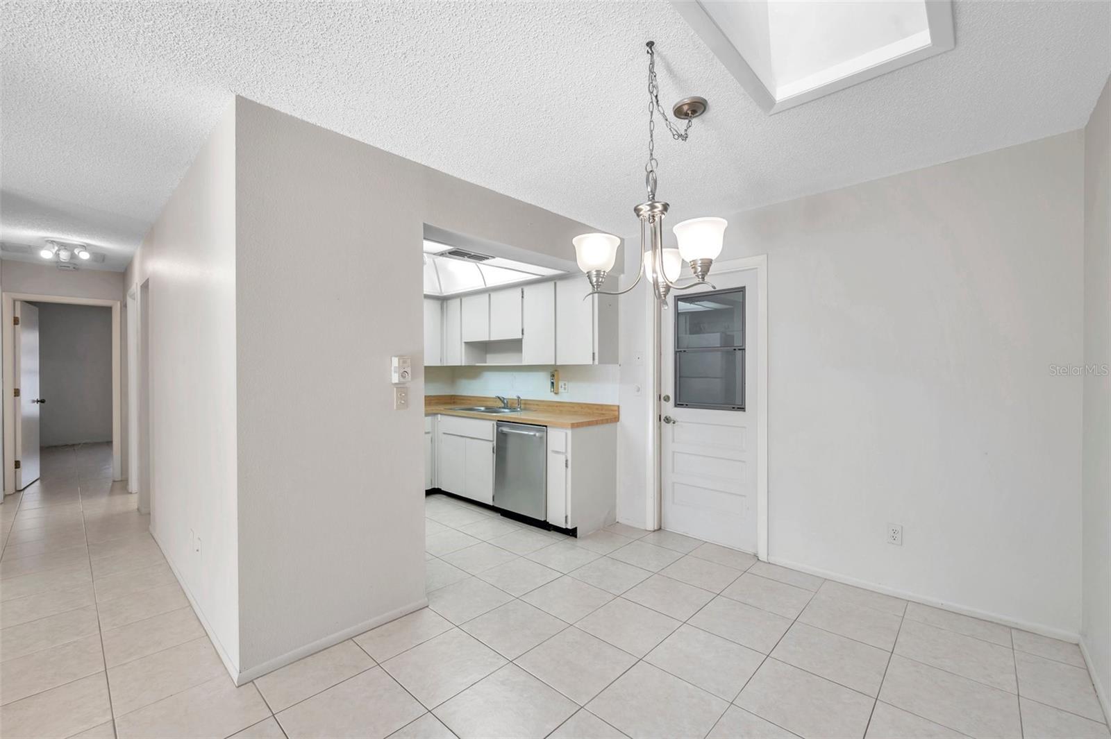 VILLA CONDO I - Residential