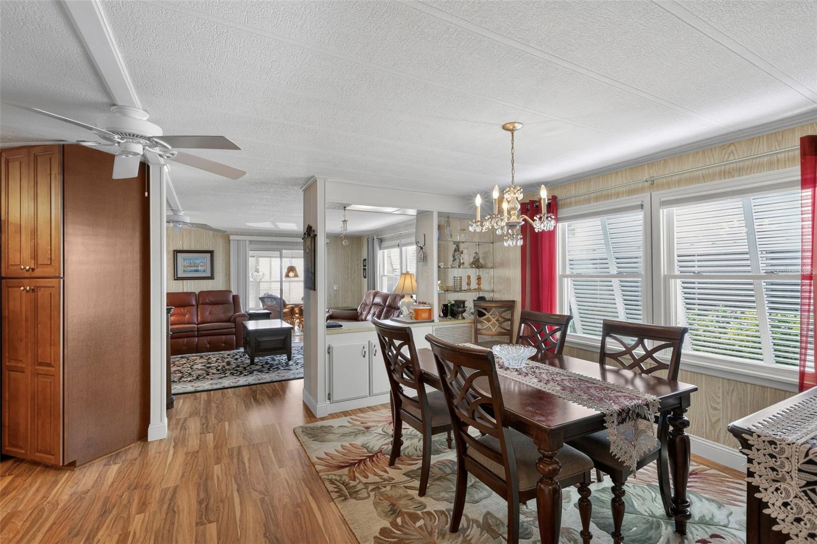 LA CASA MHP CO-OP - Residential