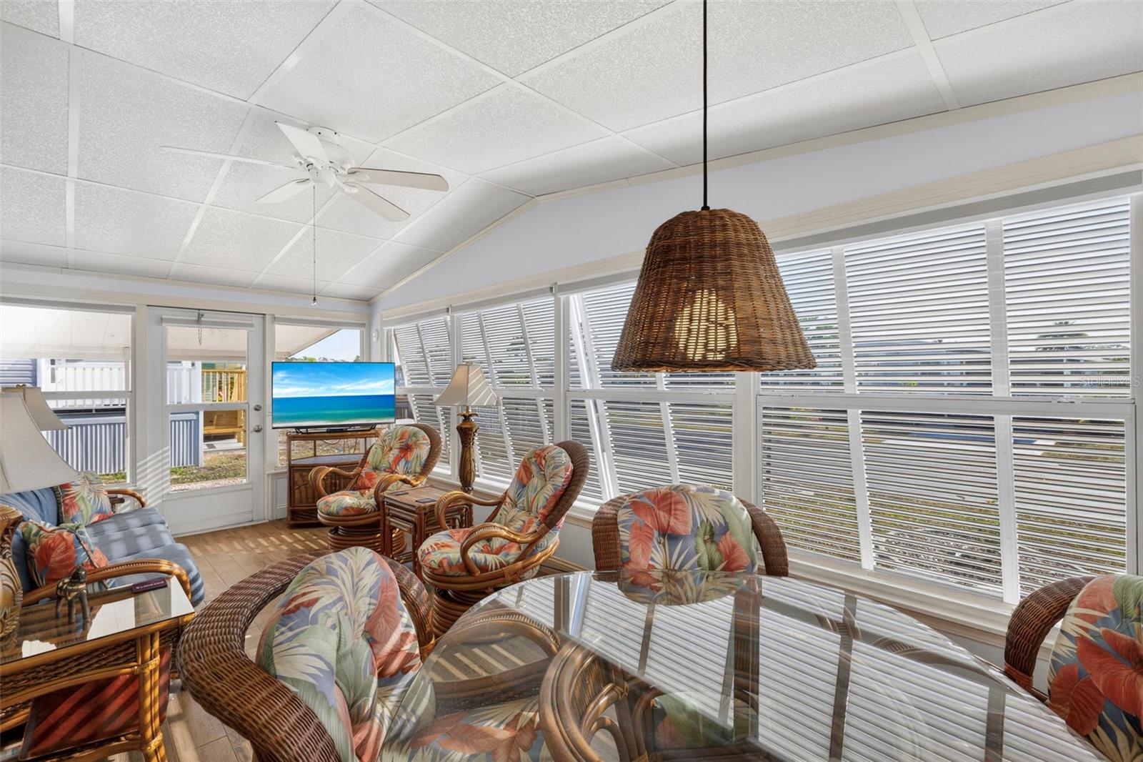 LA CASA MHP CO-OP - Residential