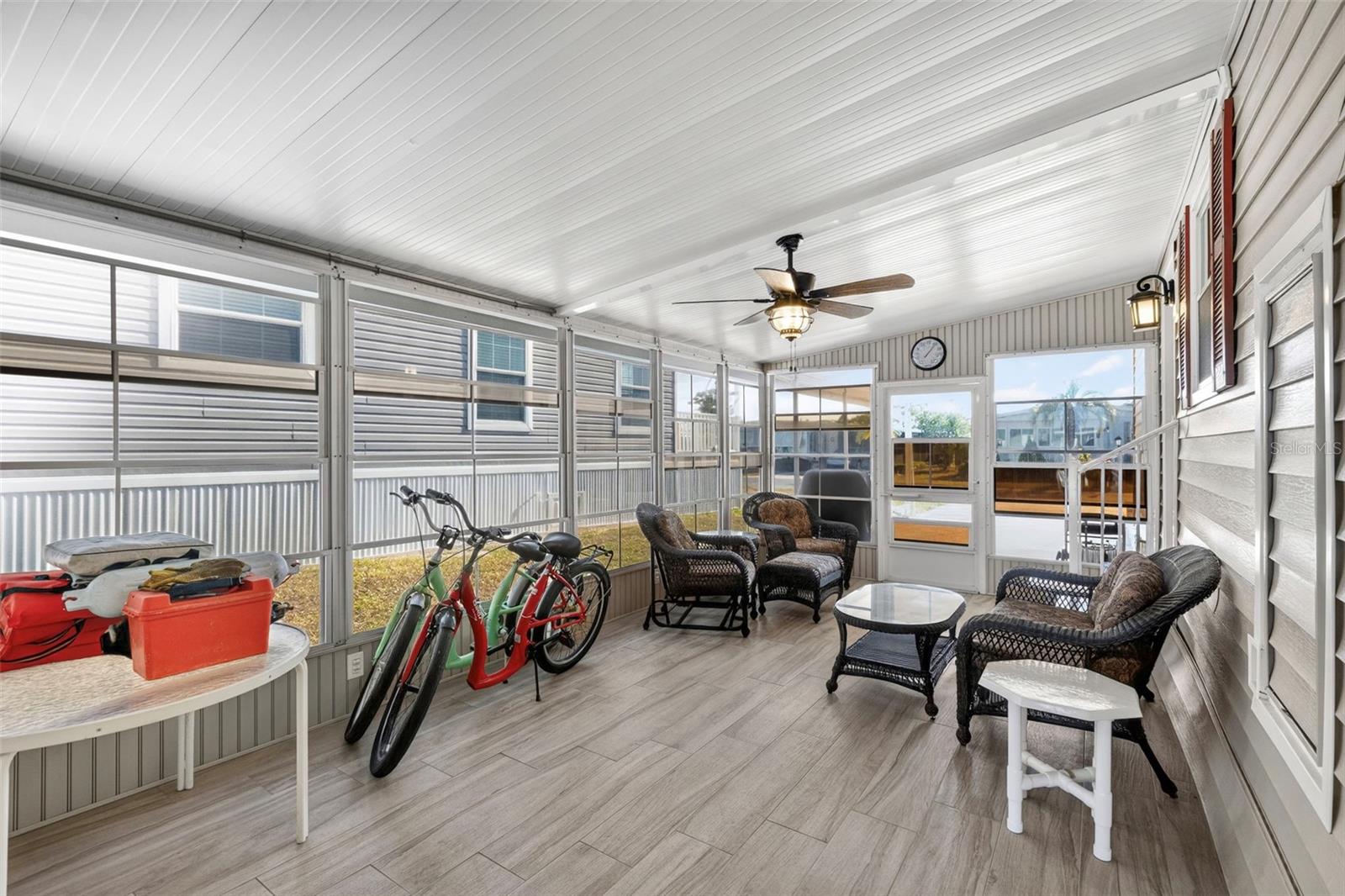 LA CASA MHP CO-OP - Residential