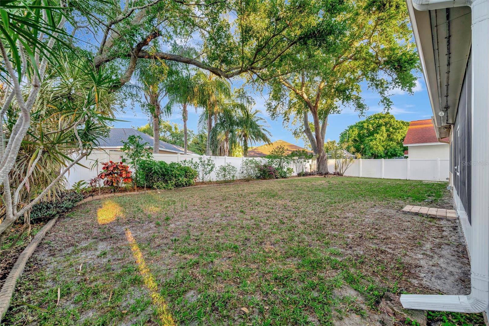 THE ESTATES AT WHITE TROUT LAK - Residential