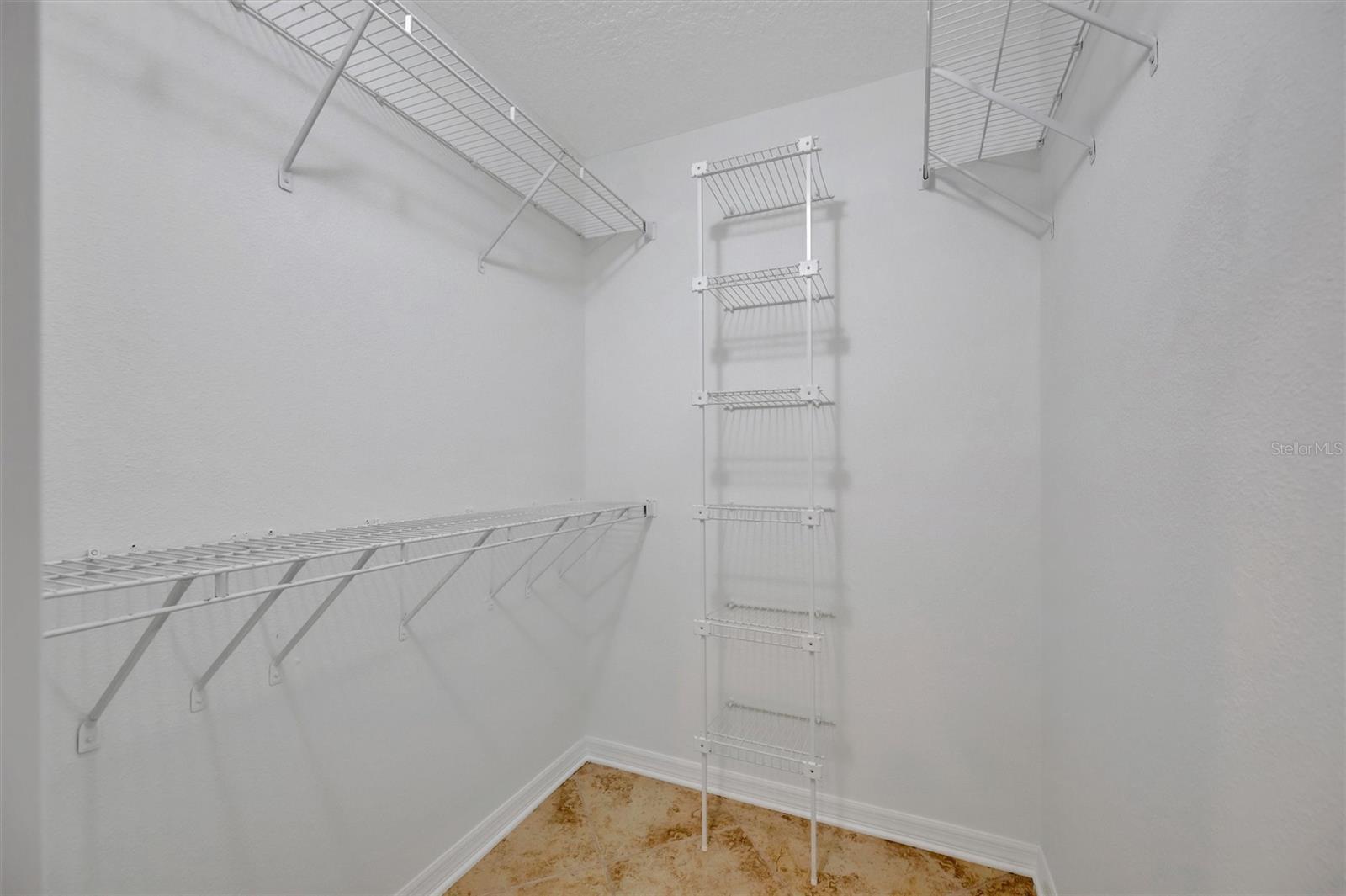 THE ESTATES AT WHITE TROUT LAK - Residential