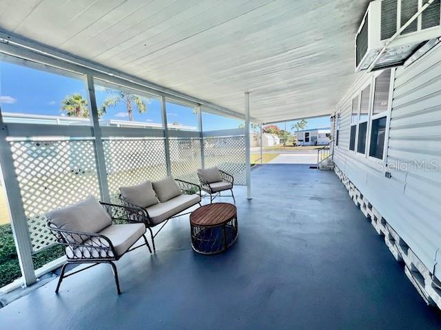 SENATE MANOR - Residential