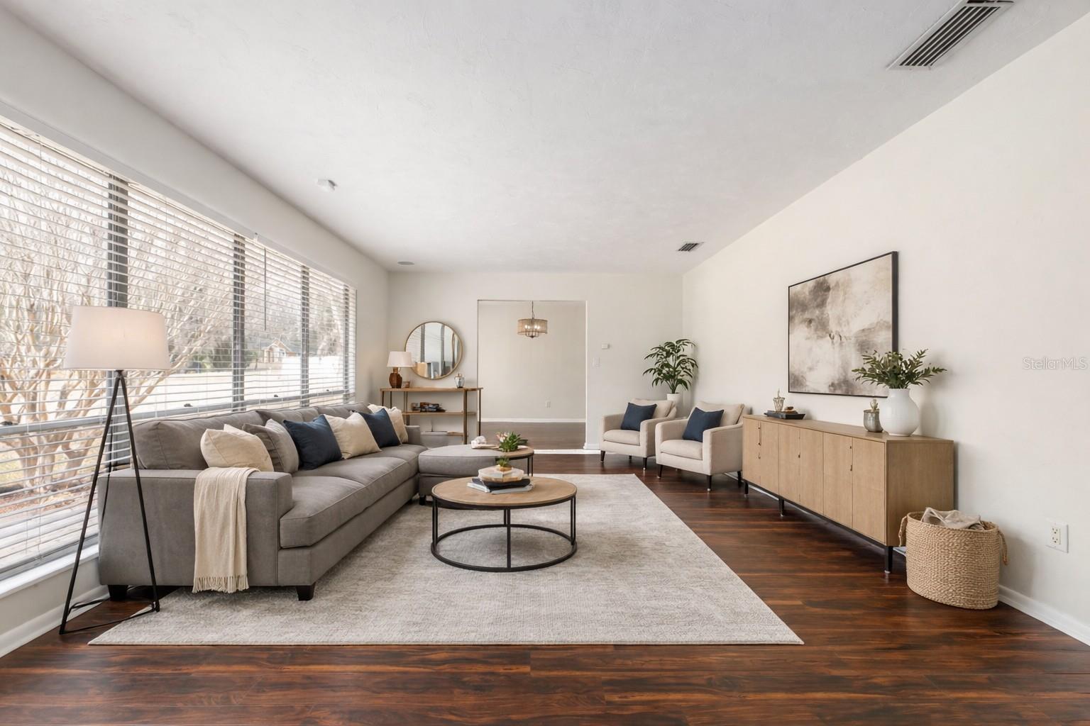 PRAIRIE POINTE - Residential