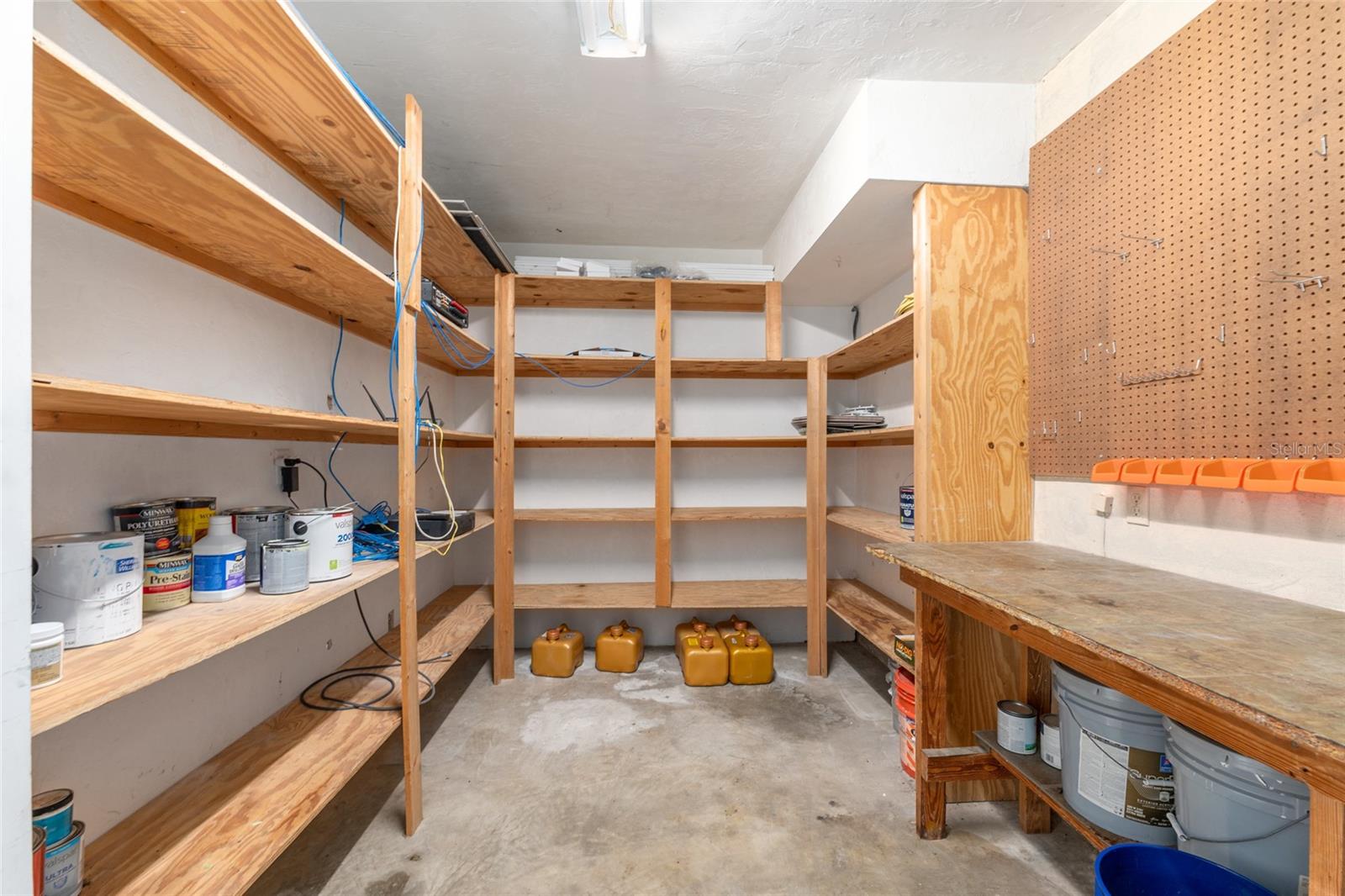 PRAIRIE POINTE - Residential