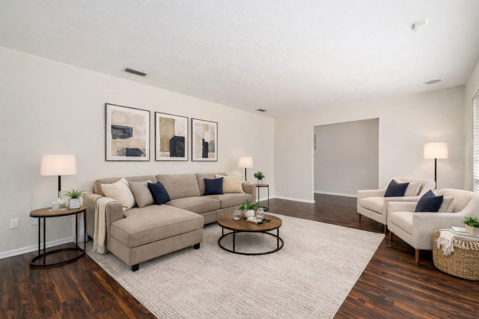 PRAIRIE POINTE - Residential