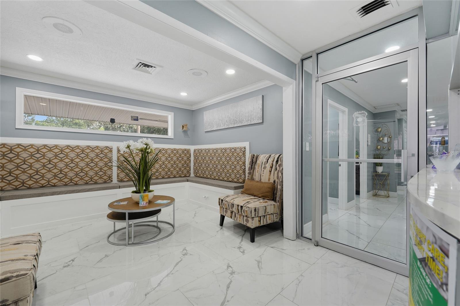 Search 2 2105 S PARK AVENUE