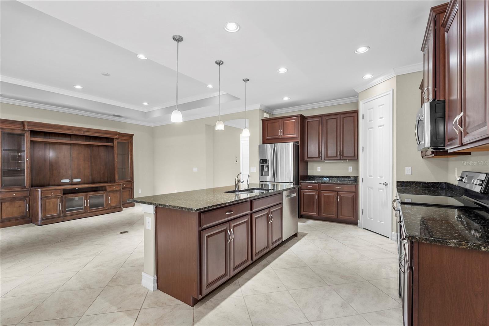 TALON BAY - Residential