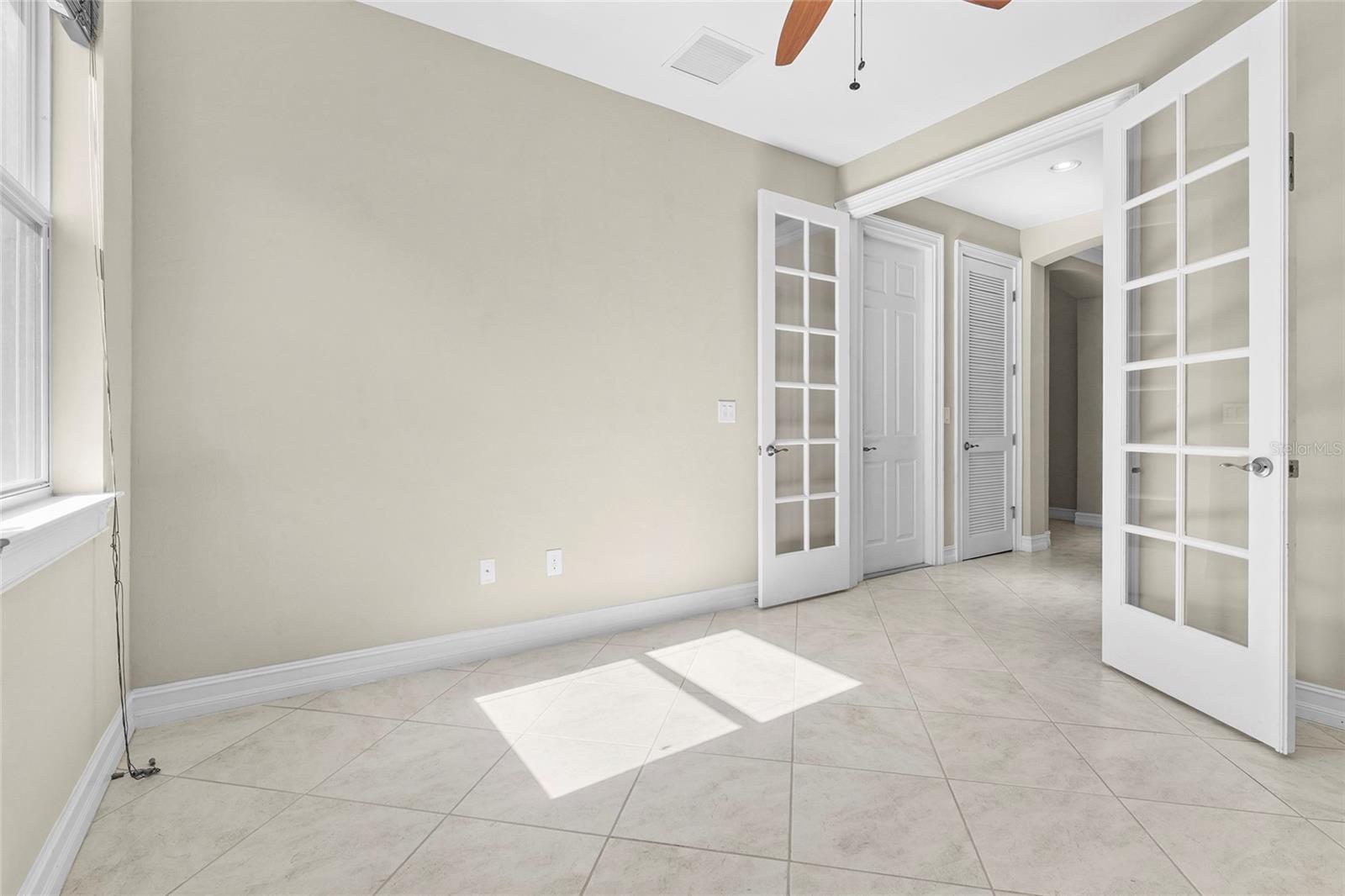 TALON BAY - Residential