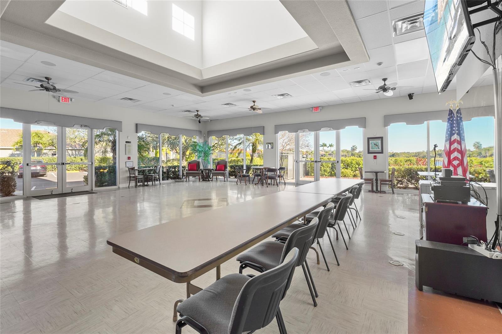 TALON BAY - Residential