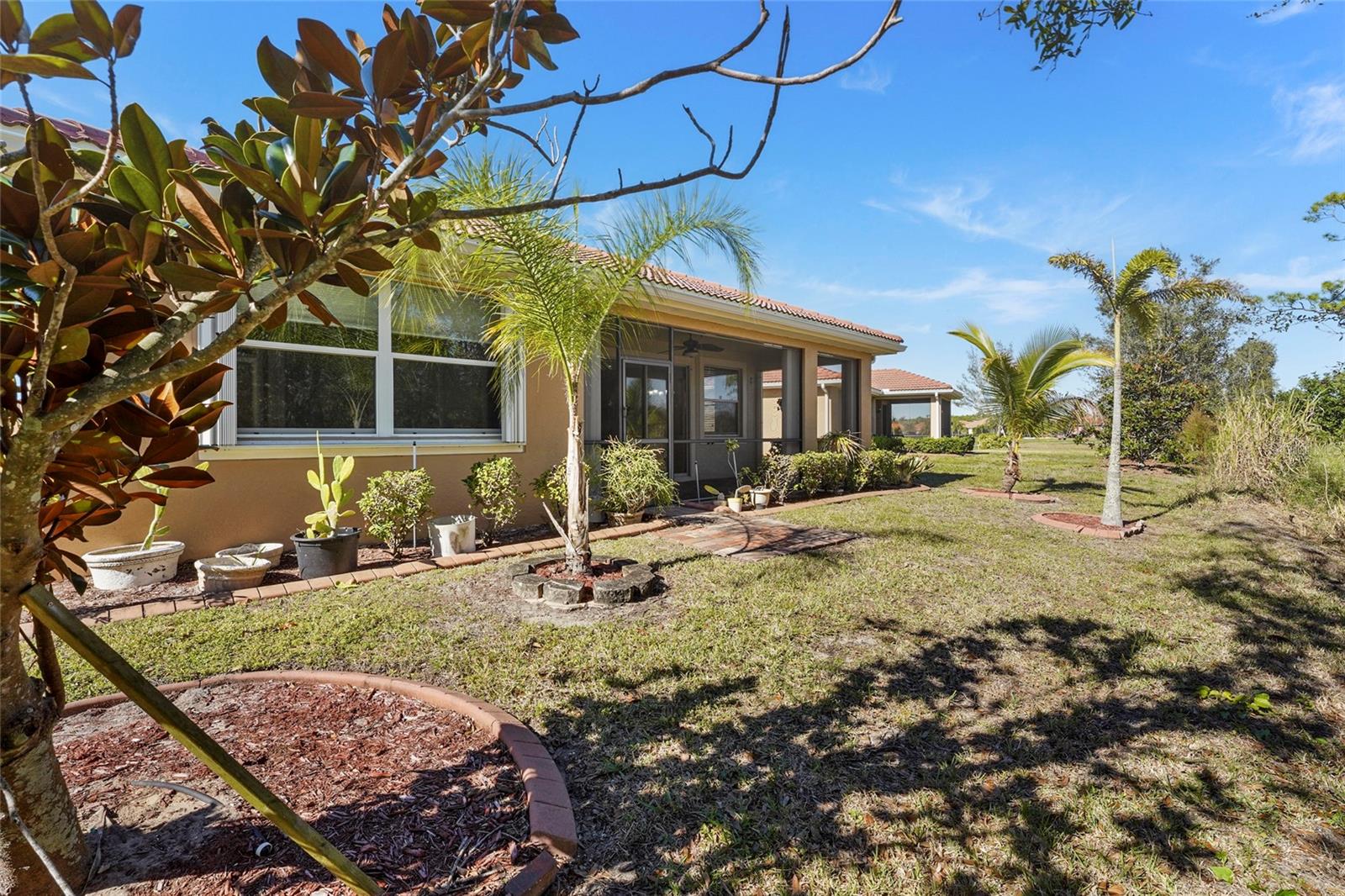 TALON BAY - Residential