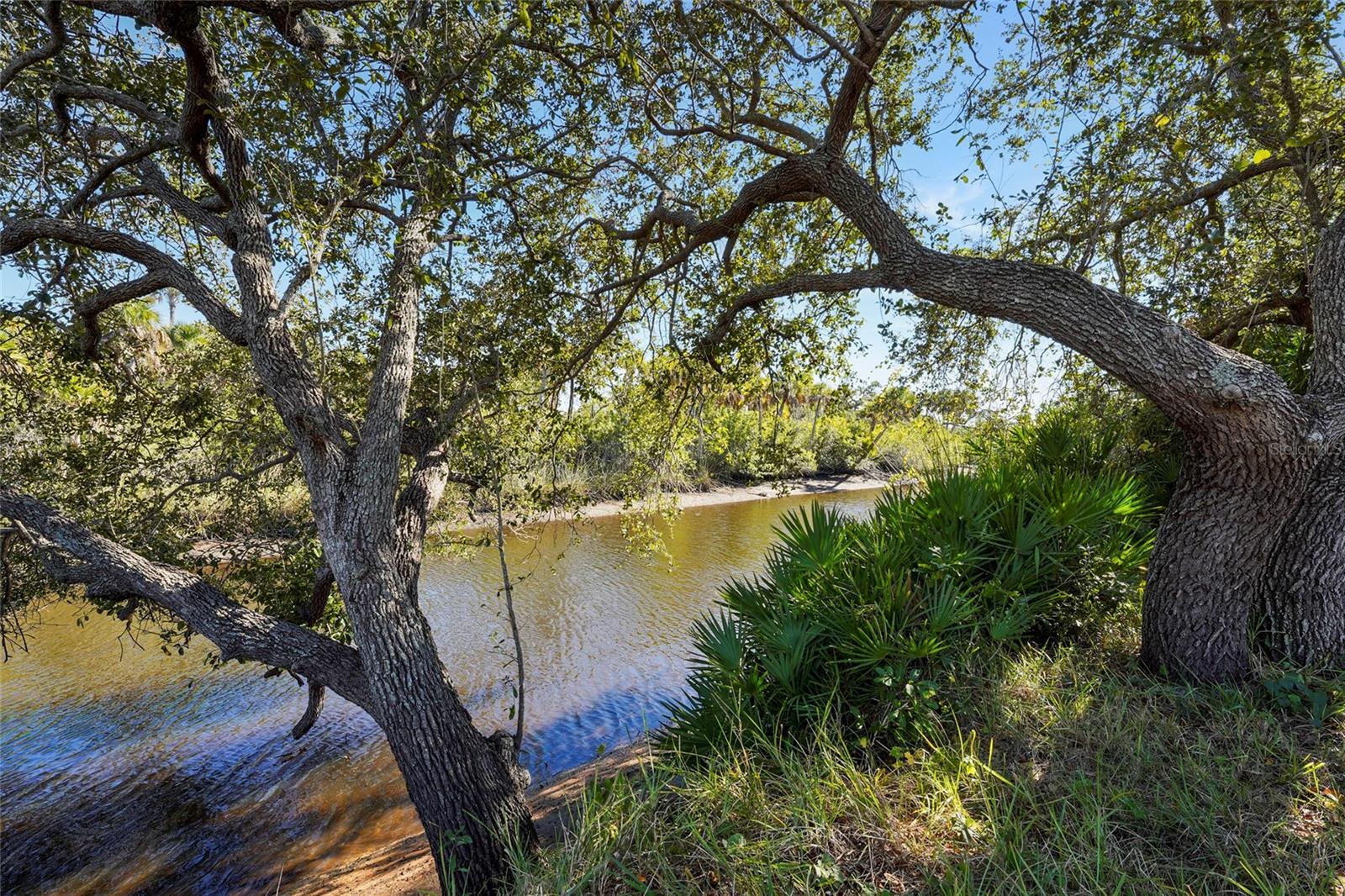TALON BAY - Residential