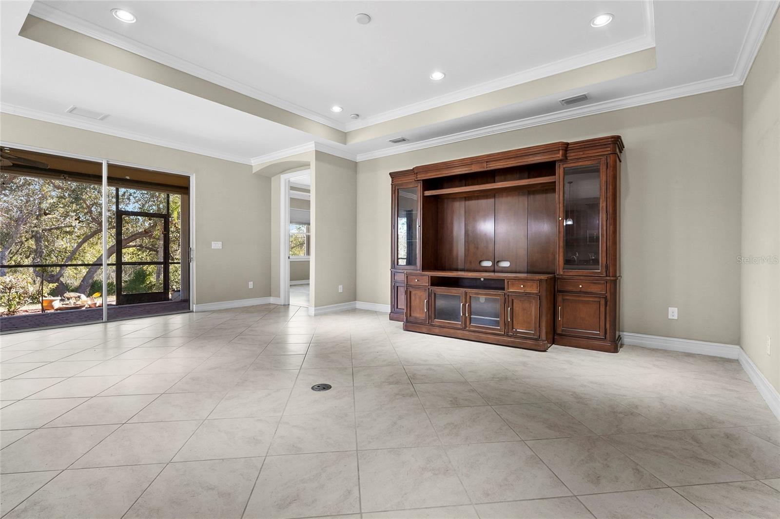 TALON BAY - Residential