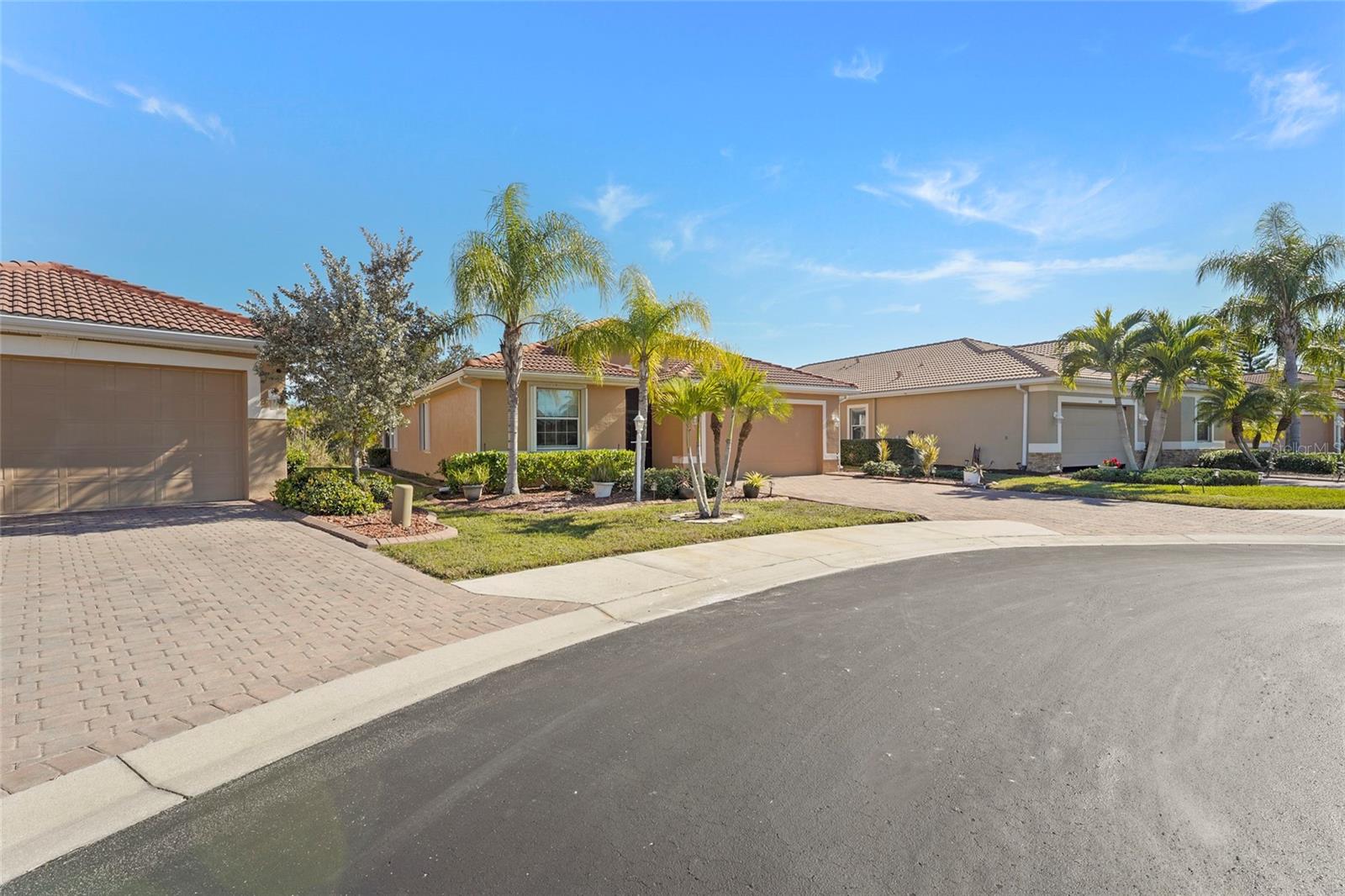 TALON BAY - Residential