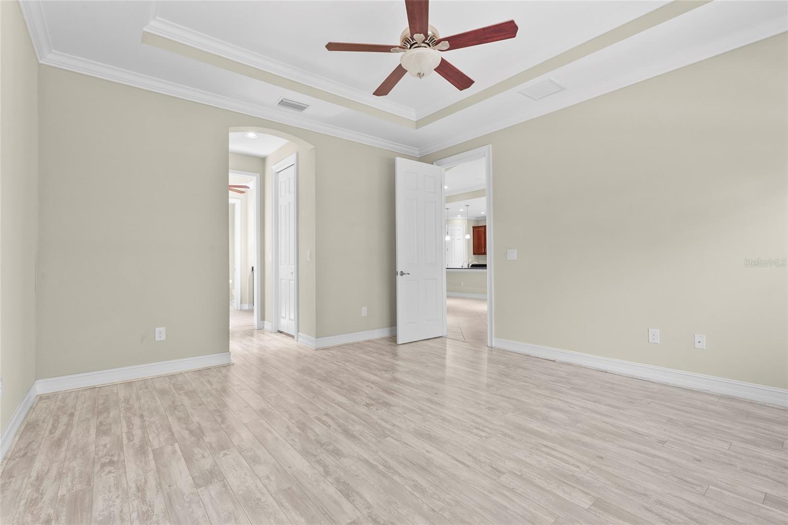 TALON BAY - Residential