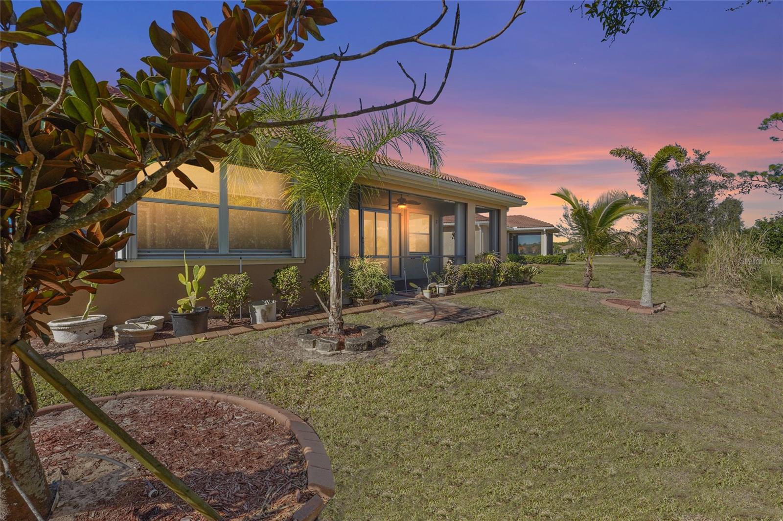 TALON BAY - Residential