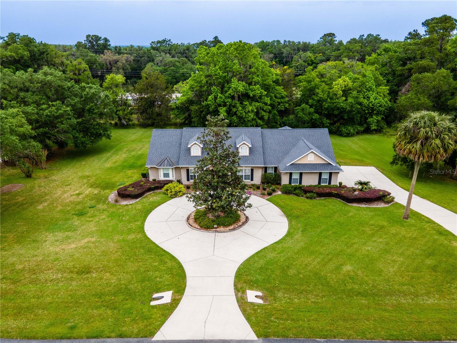 1945 SW 40TH PLACE
