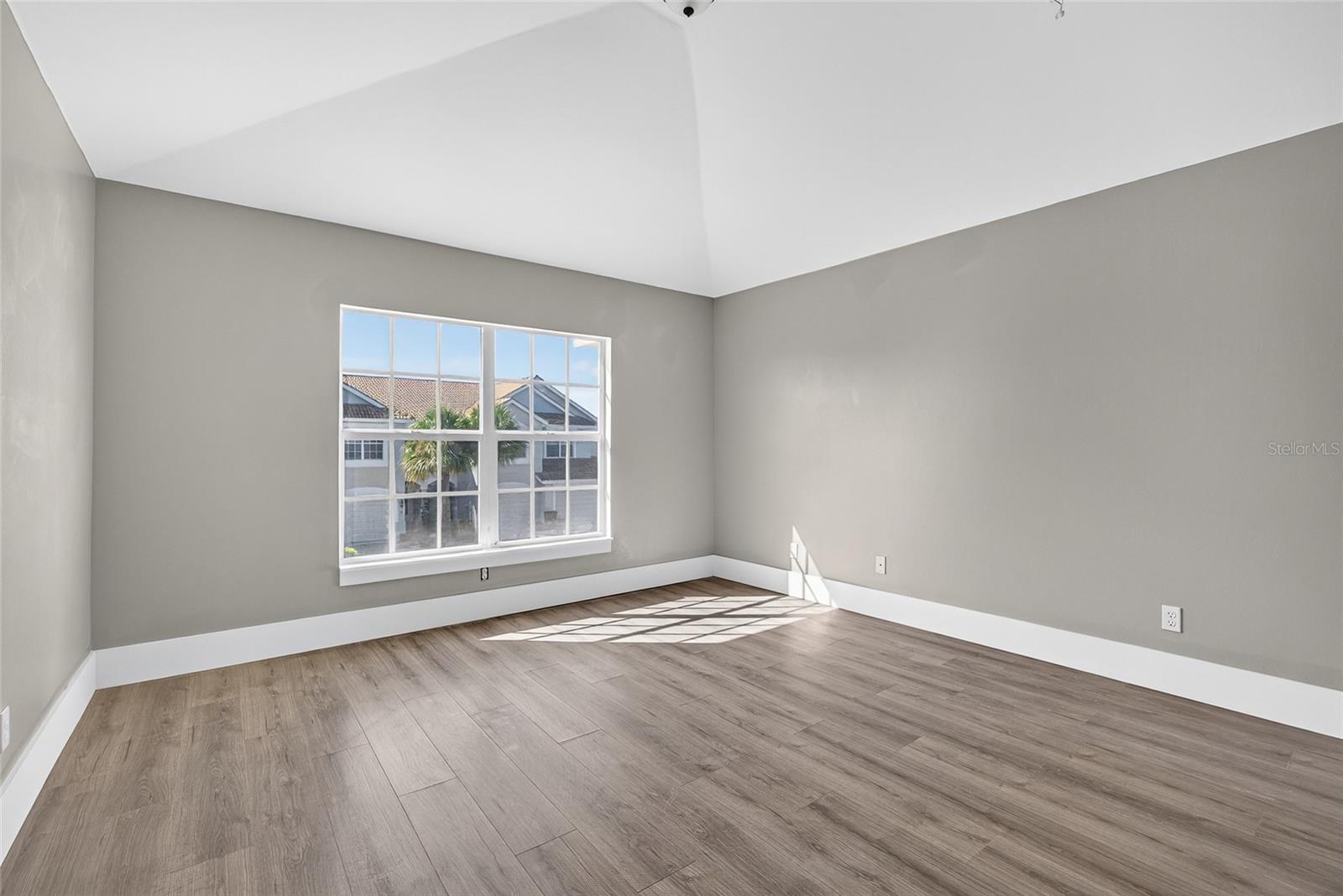 LAKEWOOD VILLAGE - Residential