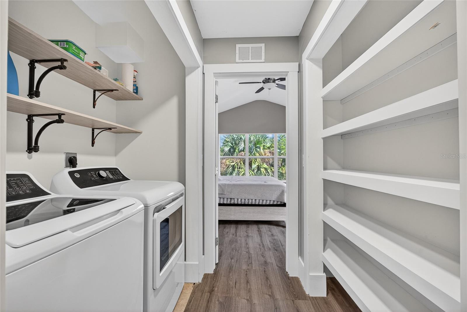 LAKEWOOD VILLAGE - Residential