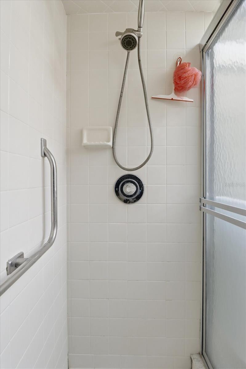 ROYAL OAKS FIRST ADD - Residential