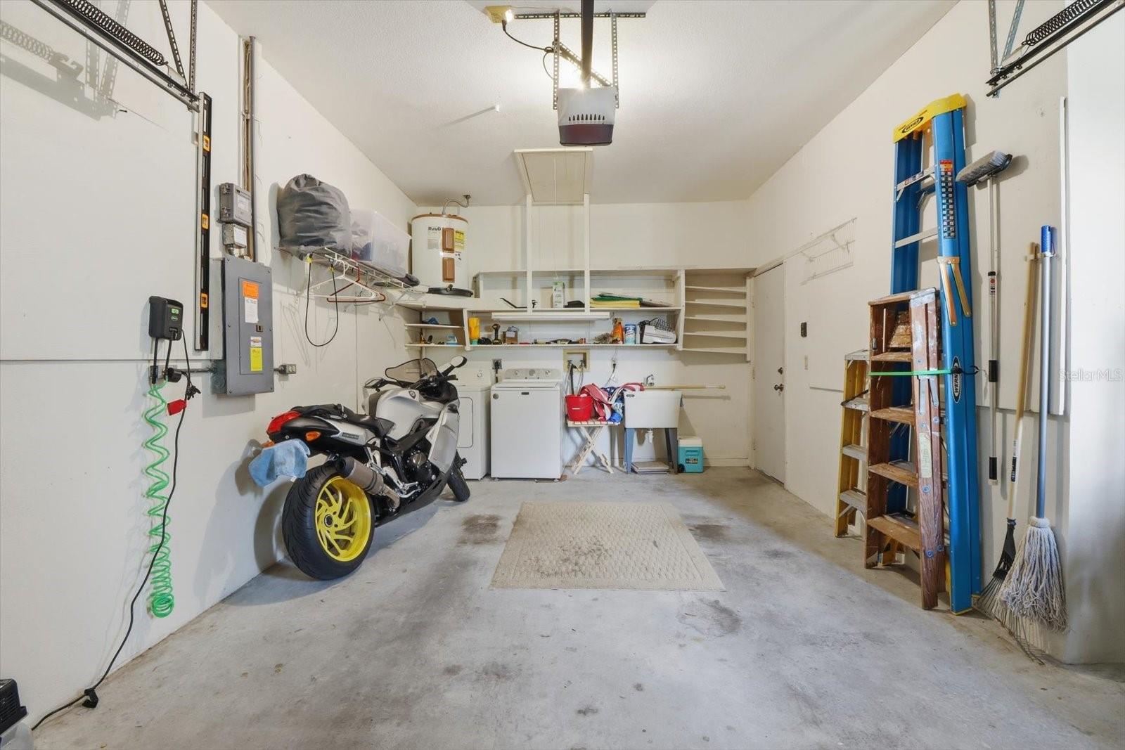 ROYAL OAKS FIRST ADD - Residential