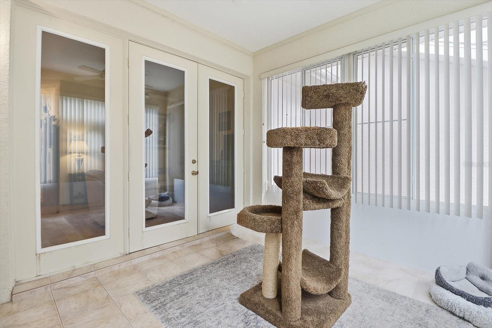 ROYAL OAKS FIRST ADD - Residential