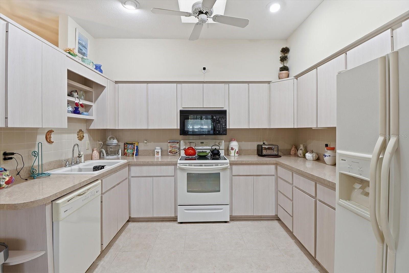 ROYAL OAKS FIRST ADD - Residential