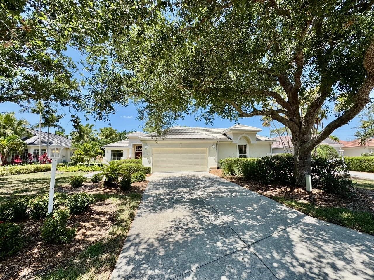 7330 KENSINGTON COURT
