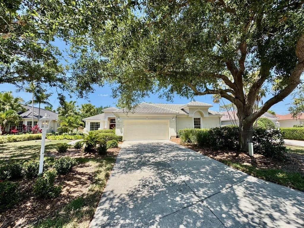 Photo of 7330 Kensington Court, University Park, FL 34201 (MLS # A4651942)