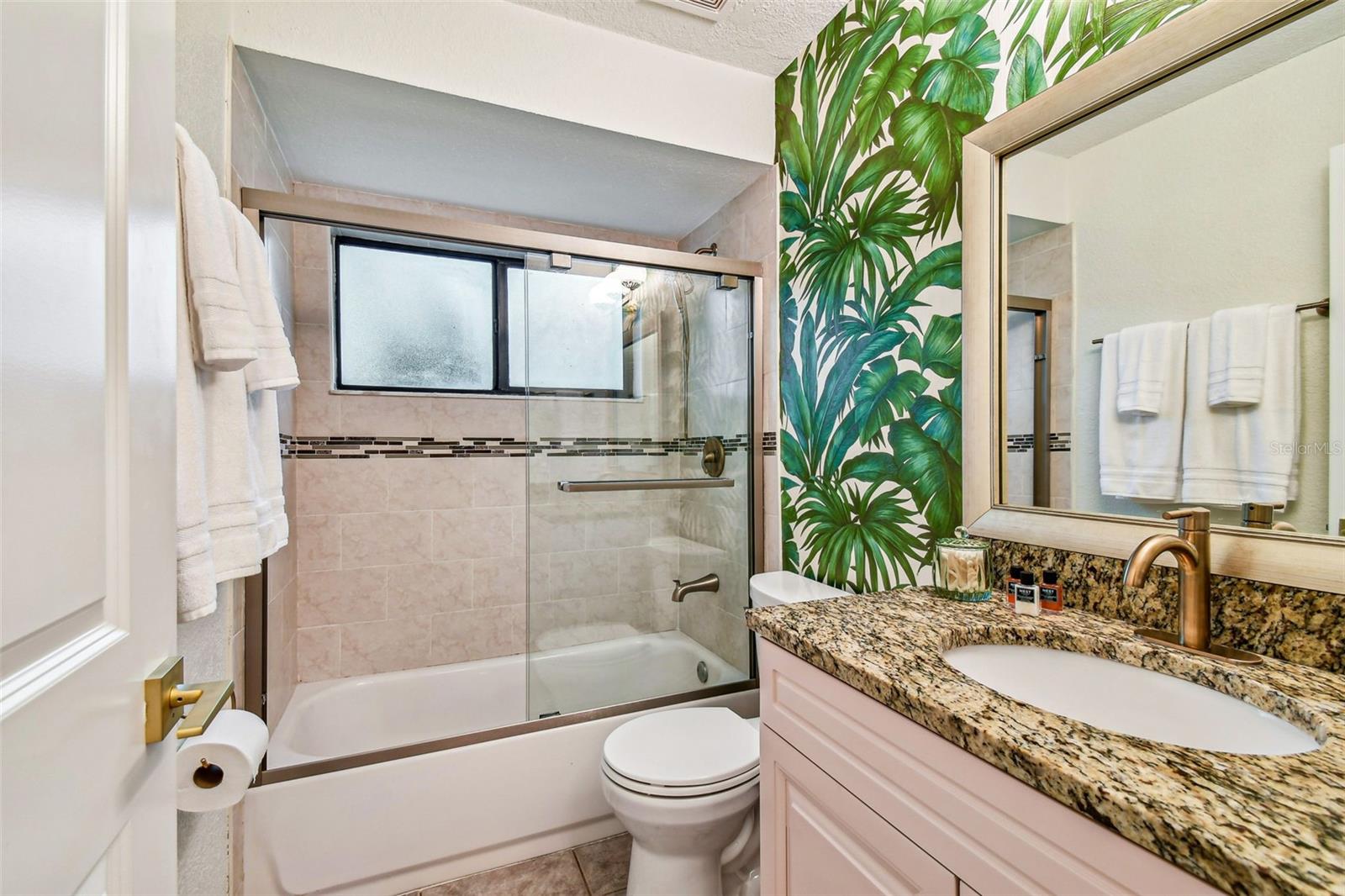 BAY PORT COLONY PH III UN 1 - Residential