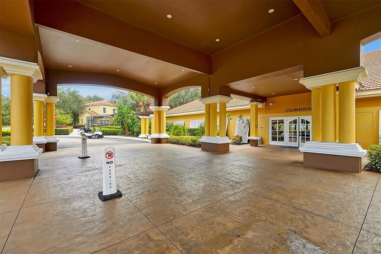 ENCANTADA PH 2 - Residential