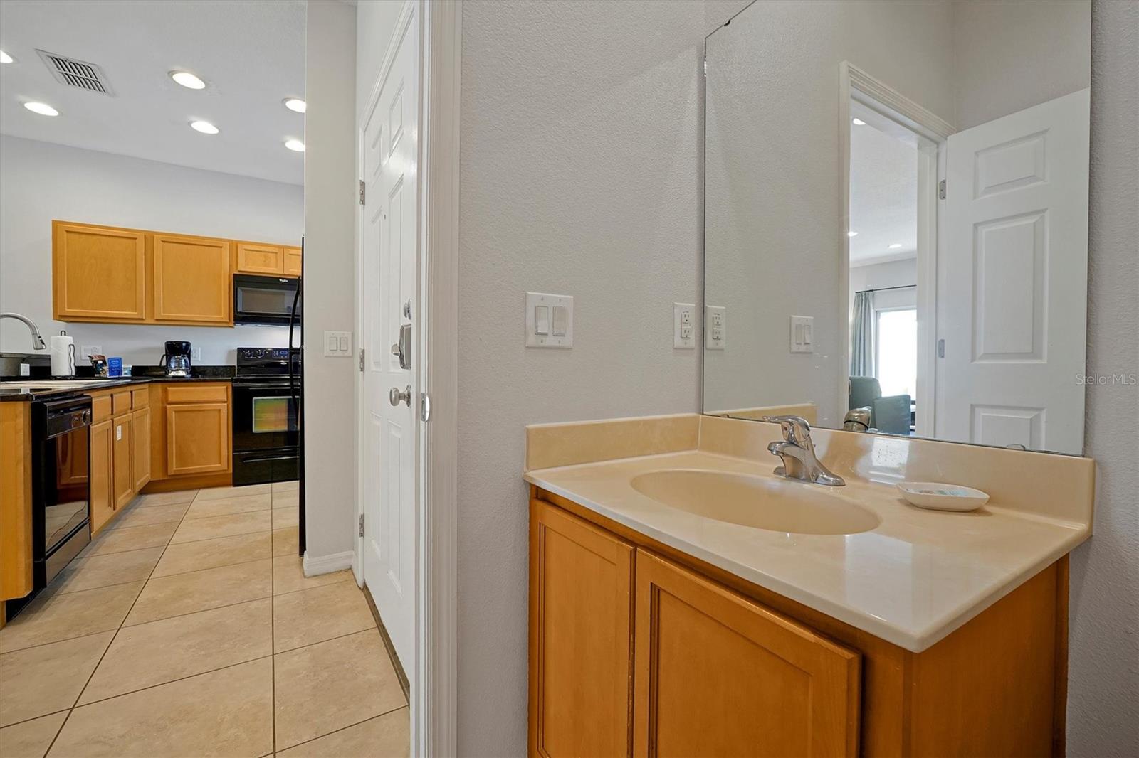 ENCANTADA PH 2 - Residential