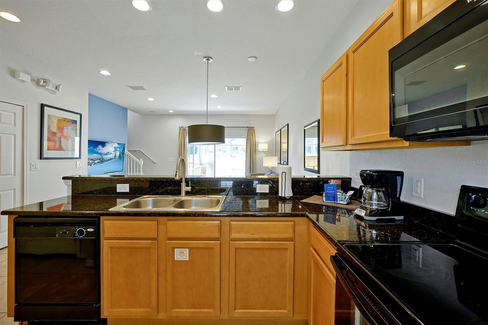 ENCANTADA PH 2 - Residential