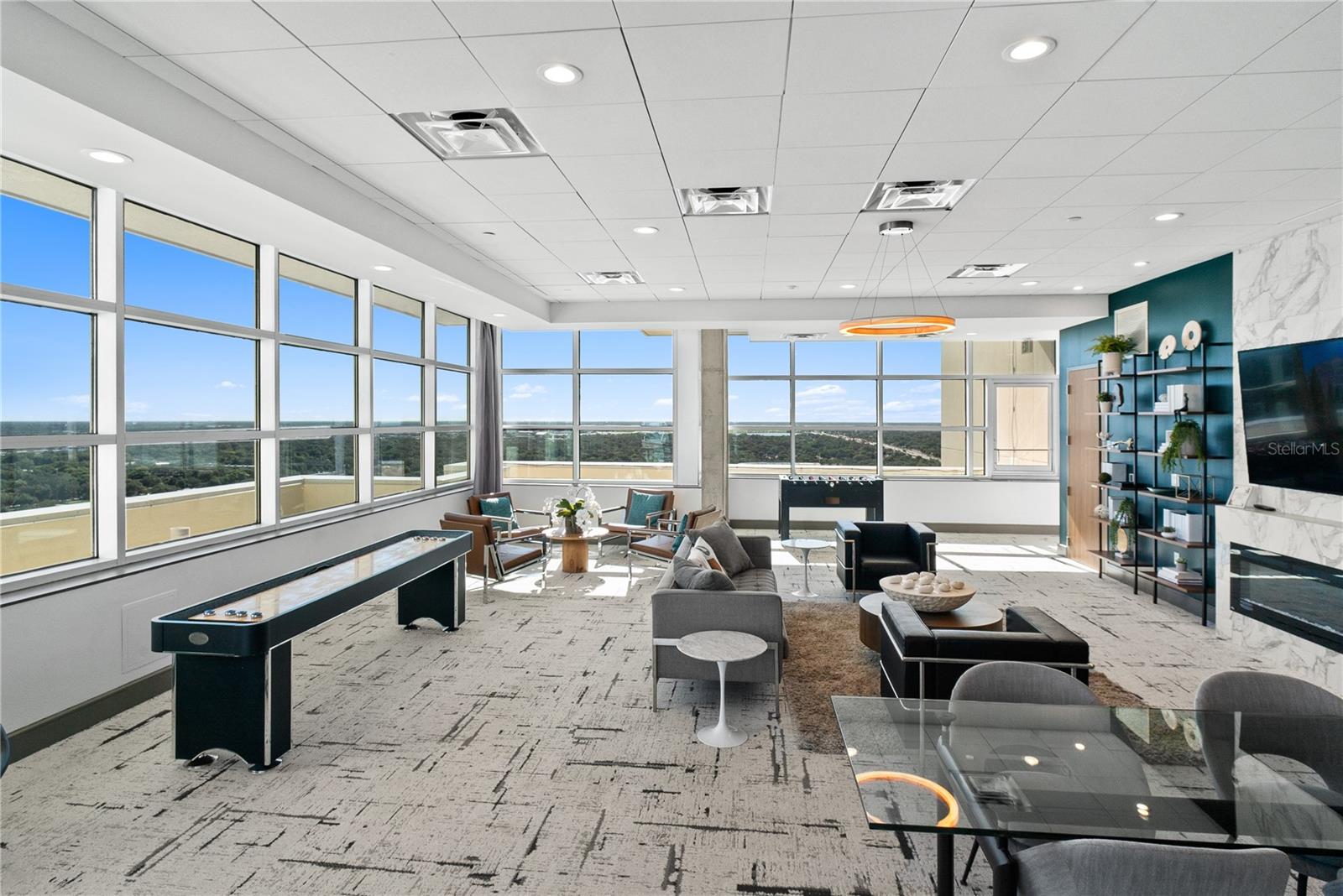 CITI TOWER - Residential Lease